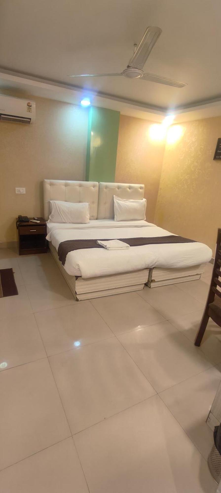 Grace A Family Hotel New Delhi